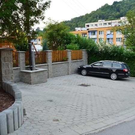 Rekreacny Dom Vyhne Apartment Exterior photo